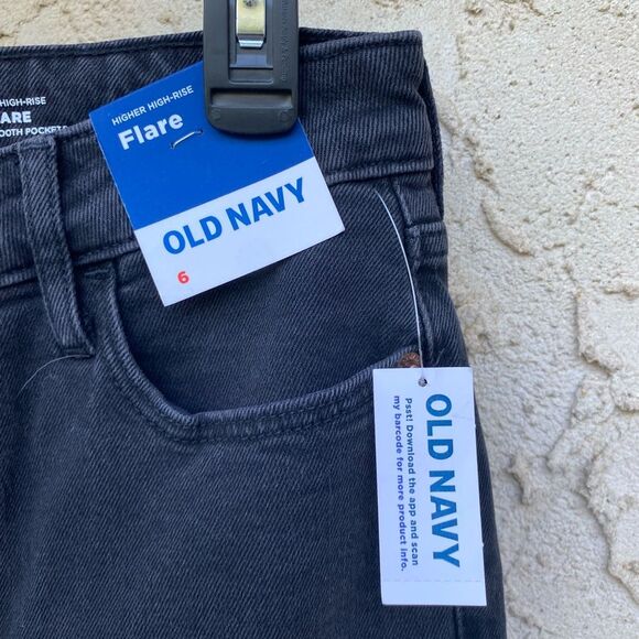 NWT Old Navy Higher High Rise Flare Black Secret slim pockets - Picture 6 of 6